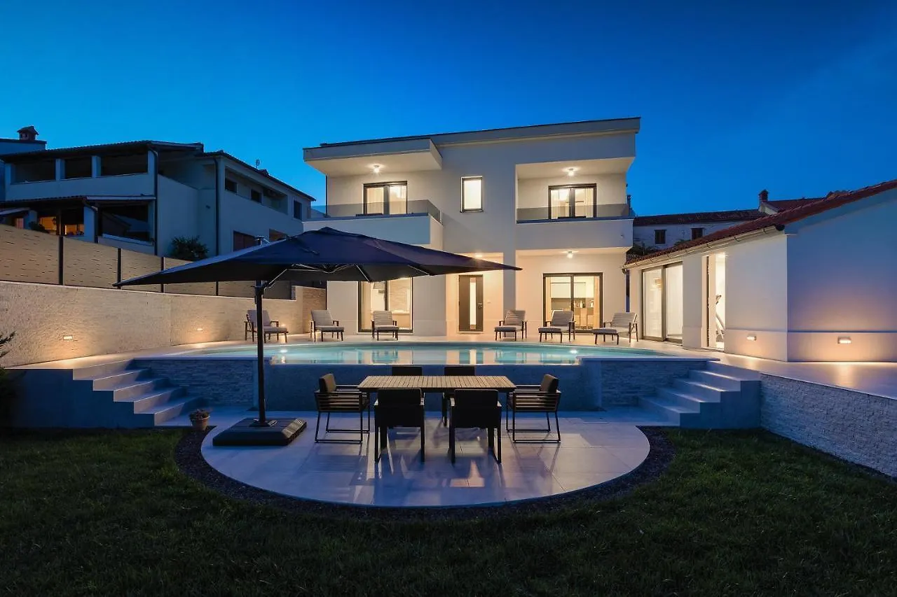 Villa Cascada Muntic Croatia
